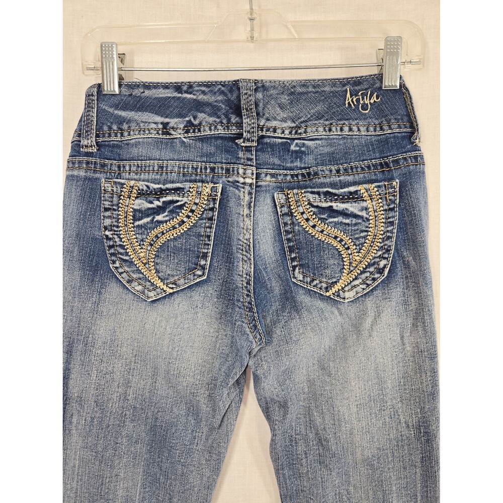 Ariya Jeans Y2K Low Rise Bootcut Distressed Denim Embroidered Stretch Jeans 5/6